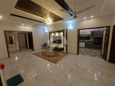 22 MARLA PORTION ORIGNAL PICTURES NEAR DHA RAYA WALKING DISTANCE