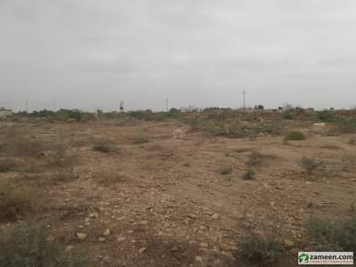 Gateway Of Karachi Main MM Alam Road Commercial Plot For Sale Gateway Of Karachi Main MM Alam Road Commercial Plot For Sale