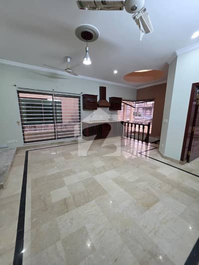 Upper Portion Of 3 Bedroom House For Rent In Media Town Islamabad.