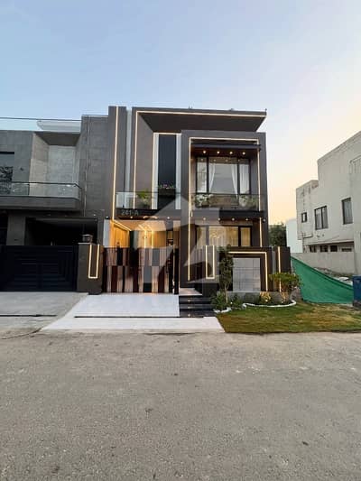 HIRA ESTATE & BUILDERS PROUDLY OFFERS: 5-Marla Elegant And Fully Maintained Bungalow Is Available In The Best Block Of DHA Lahore | HIRA ESTATE & BUILDERS PROUDLY OFFERS: 5-Marla Elegant And Fully Maintained Bungalow Is Available In The Best Block Of DHA Lahore |
