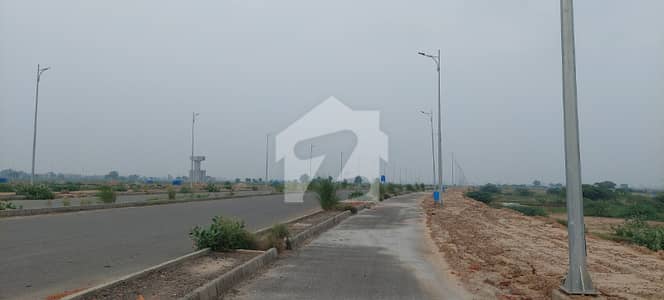ڈی ایچ اے فیز9 پریزم - بلاک ایل ڈی ایچ اے فیز9 پریزم,ڈی ایچ اے ڈیفینس,لاہور میں 1 کنال رہائشی پلاٹ 2.6 کروڑ میں برائے فروخت۔