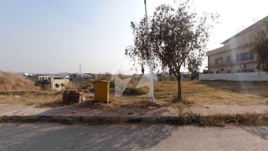 Get An Attractive On Excellent Location Residential Plot In Rawalpindi Get An Attractive On Excellent Location Residential Plot In Rawalpindi