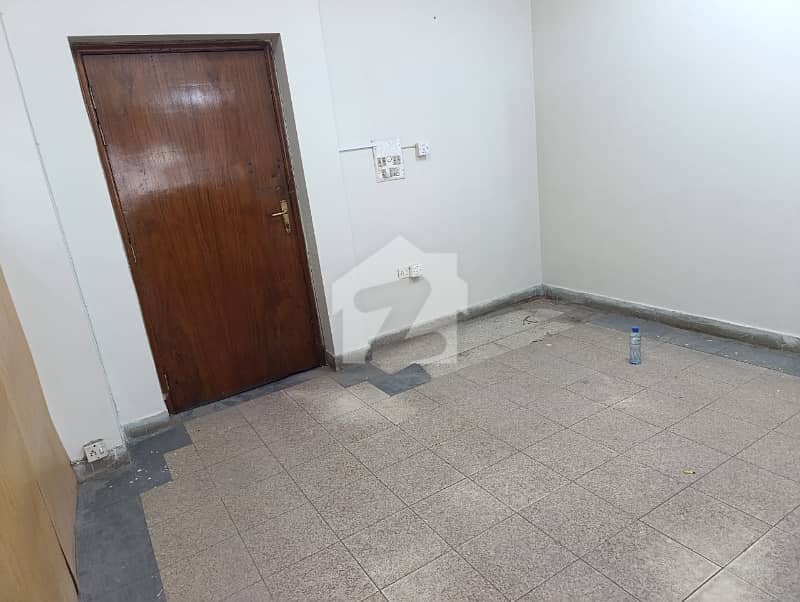 First Floor Office Available For Rent 24x24 Ft First Floor Office Available For Rent 24x24 Ft