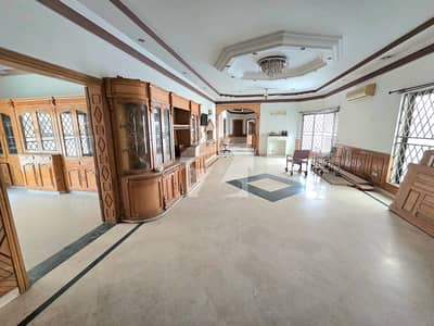 33 Marla Property For Rent In Garden Town Lahore