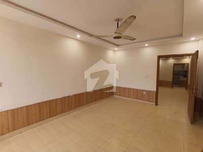 2-Bed Flat For Rent - Formanites Housing Society, All Amenities Included
