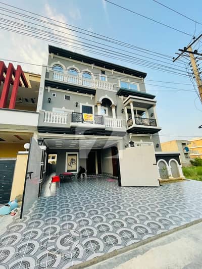 10 Marla Brand New House For Sale