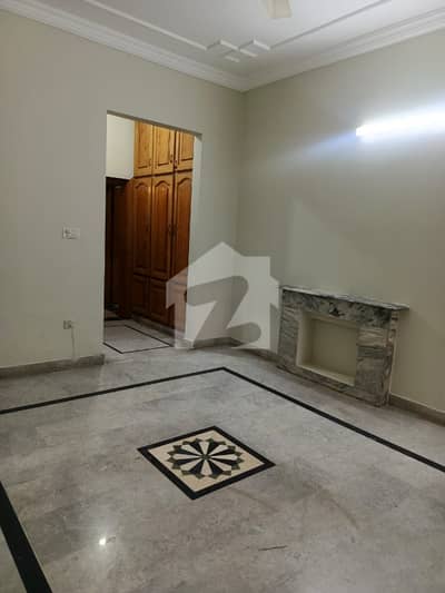 Beautiful Upper Portion Available For Rent In G11 (SEPARATE GATE)