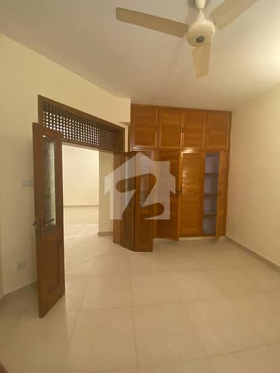 BEAUTIFUL FULL HOUSE FOR RENT IN F10