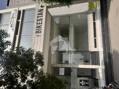 Full Plaza Available For Rent