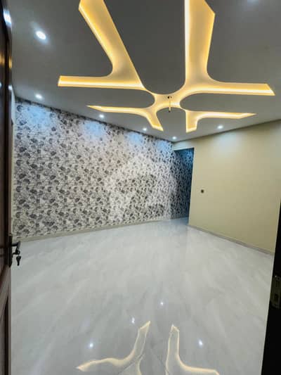 12 MARLA BRAND NEW TRIPLE STOREY HOUSE FOR SALE IN MILITARY ACCOUNT