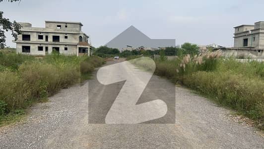 14 Marla 40x80 Plot At Prime Location Is Available In CDA Park Enclave 3 Islamabad