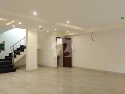 2nd Floor 4 Marla Office For rent In Commercial Broadway Block B Lahore