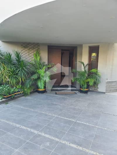 1000 Yards at 26th Street Single Storey 5 Bed West Open Near To Hilal Park At Most Reasonable Demand