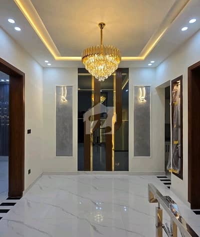 House Of 5 Marla Available For sale In Bahria Town - Sector C