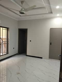 Brand New 5 Marla House for Rent in Overseas Block, Bahria Town 3 Bed with Servant Quarter
