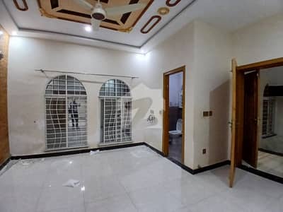 بحریہ آرچرڈ فیز 1 بحریہ آرچرڈ,لاہور میں 3 کمروں کا 10 مرلہ بالائی پورشن 65.0 ہزار میں کرایہ پر دستیاب ہے۔