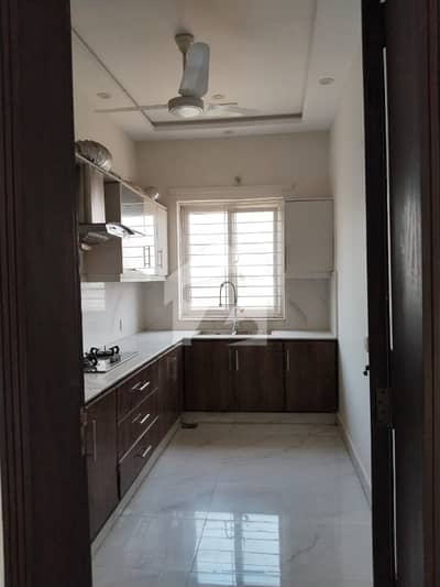20 MARLA UPPER PORTION AVAILABLE FOR RENT AT PRIME LOCATION IN KHAYABAN-E-AMIN Q BLOCK