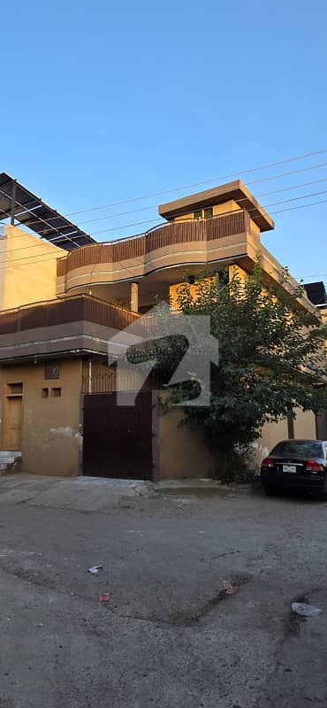 حیات آباد فیز 7 - ای5 حیات آباد فیز 7,حیات آباد,پشاور میں 6 کمروں کا 5 مرلہ مکان 2.8 کروڑ میں برائے فروخت۔
