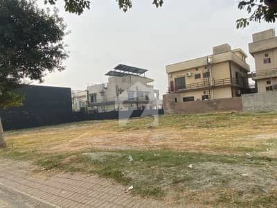 DHA Phase 4 - Sector C At Affordable Price Of Pkr Rs. 26500000