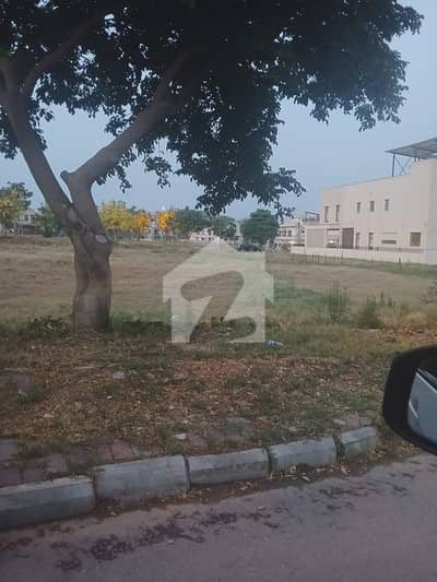 ڈی ایچ اے فیز 3 ۔ بلاک بی ڈی ایچ اے ڈیفینس فیز 3,ڈی ایچ اے ڈیفینس,اسلام آباد میں 1 کنال رہائشی پلاٹ 2.55 کروڑ میں برائے فروخت۔ ڈی ایچ اے فیز 3 ۔ بلاک بی ڈی ایچ اے ڈیفینس فیز 3,ڈی ایچ اے ڈیفینس,اسلام آباد میں 1 کنال رہائشی پلاٹ 2.55 کروڑ میں برائے فروخت۔