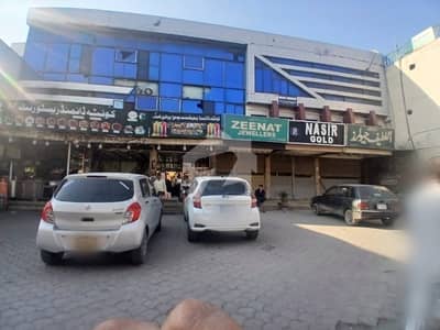 مری روڈ راولپنڈی میں 1 مرلہ Studio دکان 5.5 کروڑ میں برائے فروخت۔