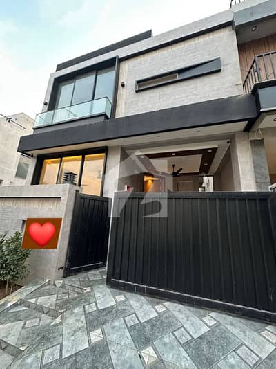 In Lahore You Can Find The Perfect House For rent