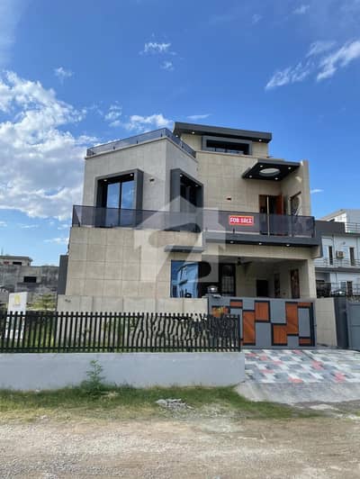 Corner House Along With Top Notch Location Only @4.50 Cr - E Block Sector B17 Islamabad.