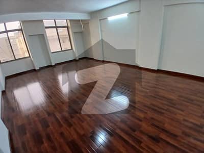 Office For Sale In Karachis Prime Business Hub! Office For Sale In Karachis Prime Business Hub!