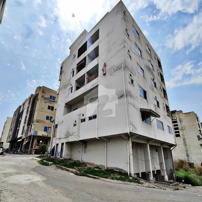 Luxurious 3 Side Open Ideal Location With 3 Bed Room Flat Available For Sale Luxurious 3 Side Open Ideal Location With 3 Bed Room Flat Available For Sale