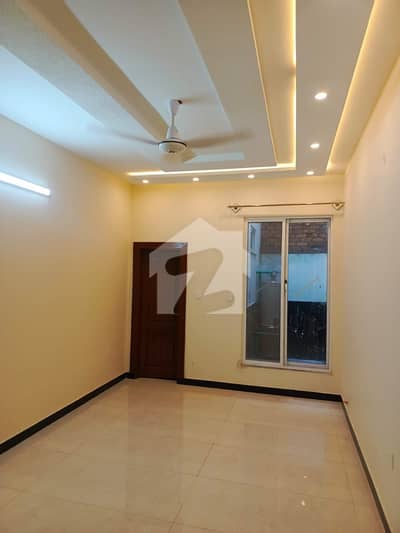 This Is Your Chance To Buy Corner House In Peshawar Road