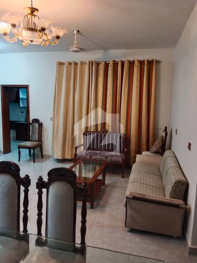 INDEPENDENT 1 KANAL UPPER PORTION URGENT FOR RENT WITH SEPARATE CAR PARKING