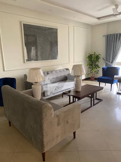 Prime Location 3760 Square Feet Flat In Stunning Creek Vista Is Available For Sale