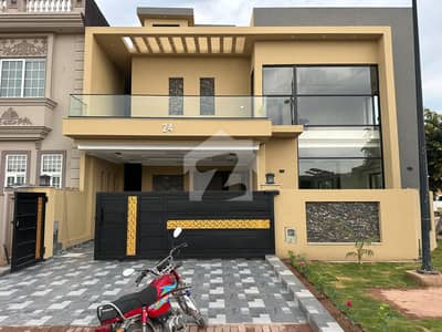 بحریہ انکلیو - سیکٹر سی 1 بحریہ انکلیو,بحریہ ٹاؤن,اسلام آباد میں 5 کمروں کا 11 مرلہ مکان 6.5 کروڑ میں برائے فروخت۔ بحریہ انکلیو - سیکٹر سی 1 بحریہ انکلیو,بحریہ ٹاؤن,اسلام آباد میں 5 کمروں کا 11 مرلہ مکان 6.5 کروڑ میں برائے فروخت۔