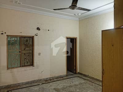5 MARLA LOWER PORTION FOR RENT IN JOHAR TOWN 5 MARLA LOWER PORTION FOR RENT IN JOHAR TOWN