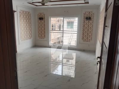 UPPER PORTION 4BEDROOM DRAWING PARKING