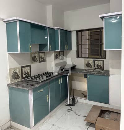2 Bed dd Corner West Open Semi Furnished