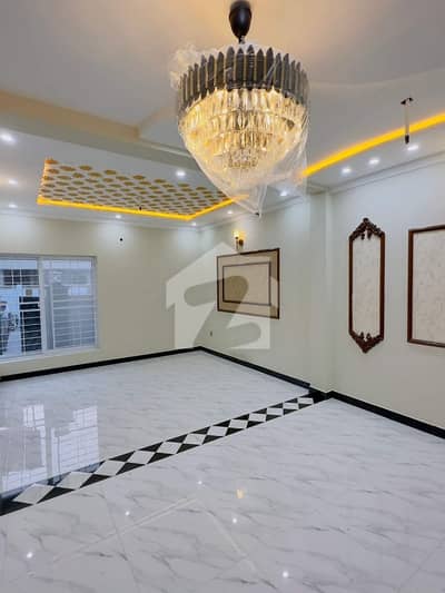 5 Marla Brand New House Available For Sale