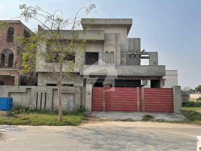 لیک سٹی ۔ سیکٹر ایم ۔ 3 لیک سٹی,رائیونڈ روڈ,لاہور میں 6 کمروں کا 1 کنال مکان 7.0 کروڑ میں برائے فروخت۔ لیک سٹی ۔ سیکٹر ایم ۔ 3 لیک سٹی,رائیونڈ روڈ,لاہور میں 6 کمروں کا 1 کنال مکان 7.0 کروڑ میں برائے فروخت۔