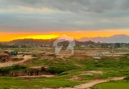 5 Plot Available For Sale In MARAGLLA ENCLAVE 3 Years Instalment Plan 5 Plot Available For Sale In MARAGLLA ENCLAVE 3 Years Instalment Plan