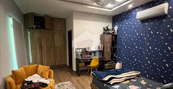 گارڈن ٹاؤن لاہور میں 5 کمروں کا 1 کنال مکان 7.0 کروڑ میں برائے فروخت۔