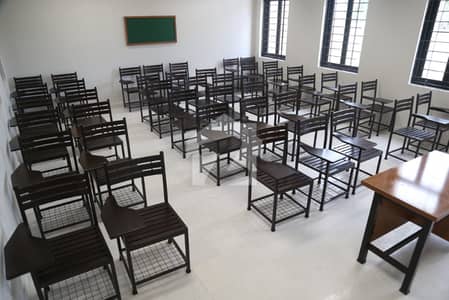 RUNNING SCHOOL BUILDING FOR RENT WITH 135 STUDENTS ON BOARD