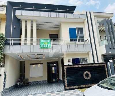 7 Marla Brand New house for sale in Jinnah garden