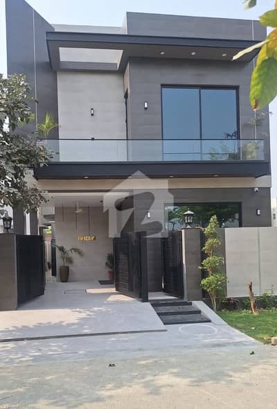 BRAND NEW 5 MARLA HOUSE FOR SALE DHA 9 TOWN