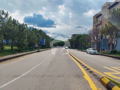 بحریہ ٹاؤن فیز 8 ۔ سیکٹر ایف - 2 بحریہ ٹاؤن فیز 8,بحریہ ٹاؤن راولپنڈی,راولپنڈی میں 10 مرلہ رہائشی پلاٹ 1.05 کروڑ میں برائے فروخت۔