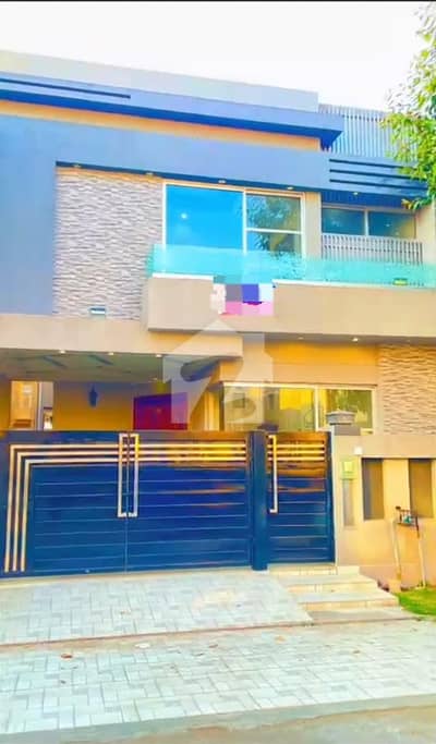 5 MARLA TOP LOCATION VERY CHEAP PRICE HOUSE FOR SALE IN DHA PHASE 6 BLOCK D.