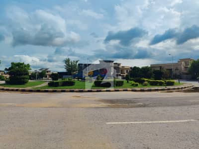 Modern 2-Bed Apartment For Sale In Awami Villas 5 Bahria Town Phase 8
