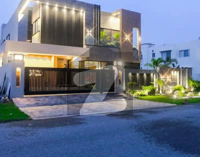 1 Kanal Modren House In DHA Phase 6 For rent At Good Location