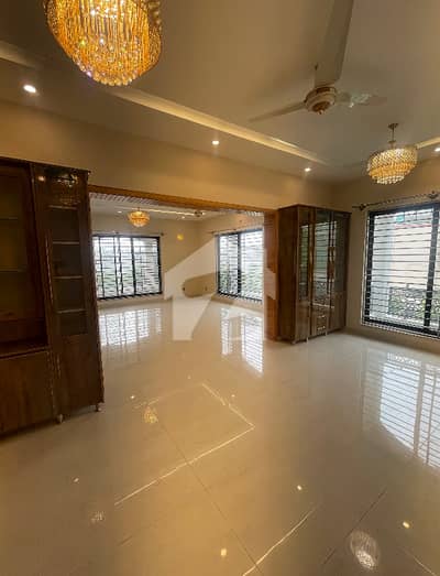 12 Marla Upper Portion For Rent In Media Town