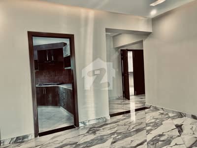 Slightly Used Almost Brand New Luxury Apartment For Rent