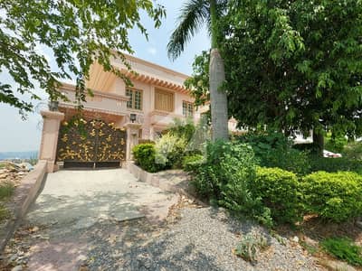 SUN FACING TRIPLE STOREY HOUSE AVAILABLE FOR SALE G-11/3 ISLAMABAD SUN FACING TRIPLE STOREY HOUSE AVAILABLE FOR SALE G-11/3 ISLAMABAD